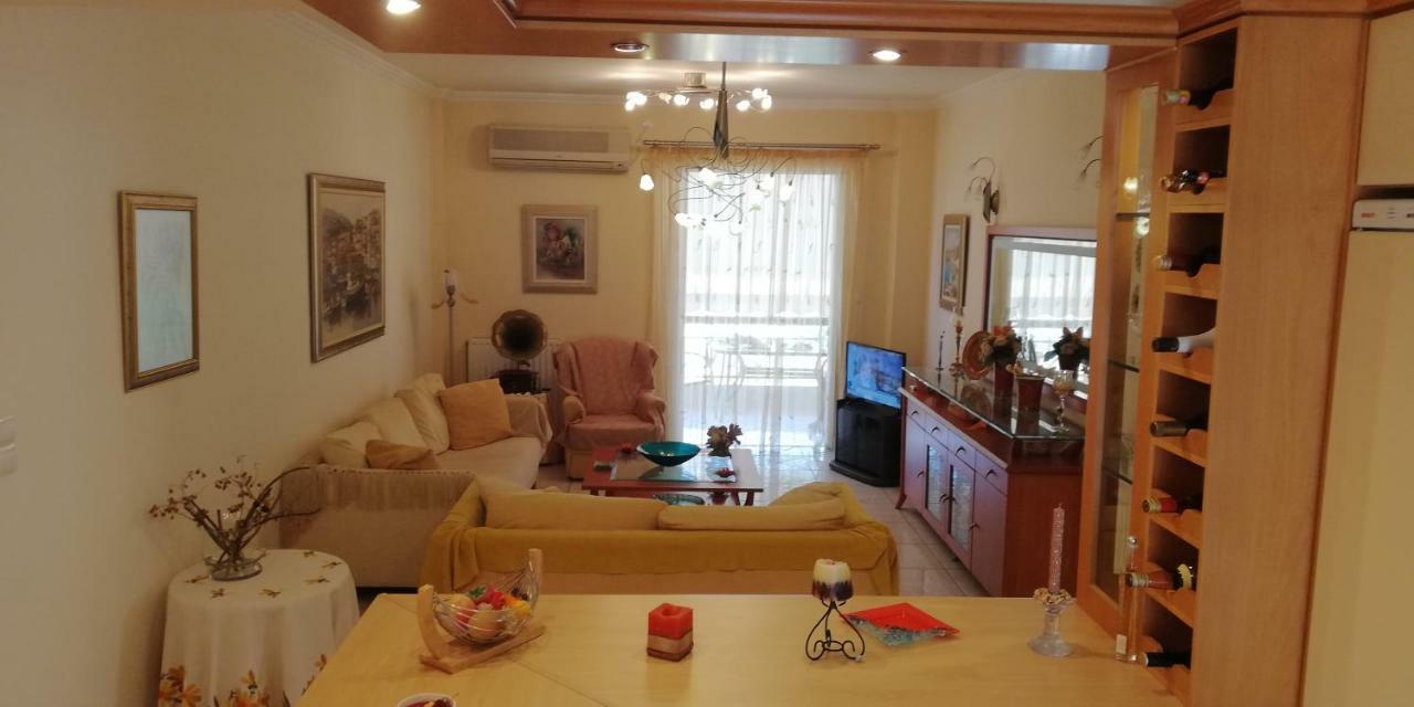 Apartment Giorgos 칼라마타 외부 사진