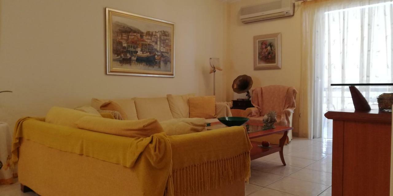 Apartment Giorgos 칼라마타 외부 사진