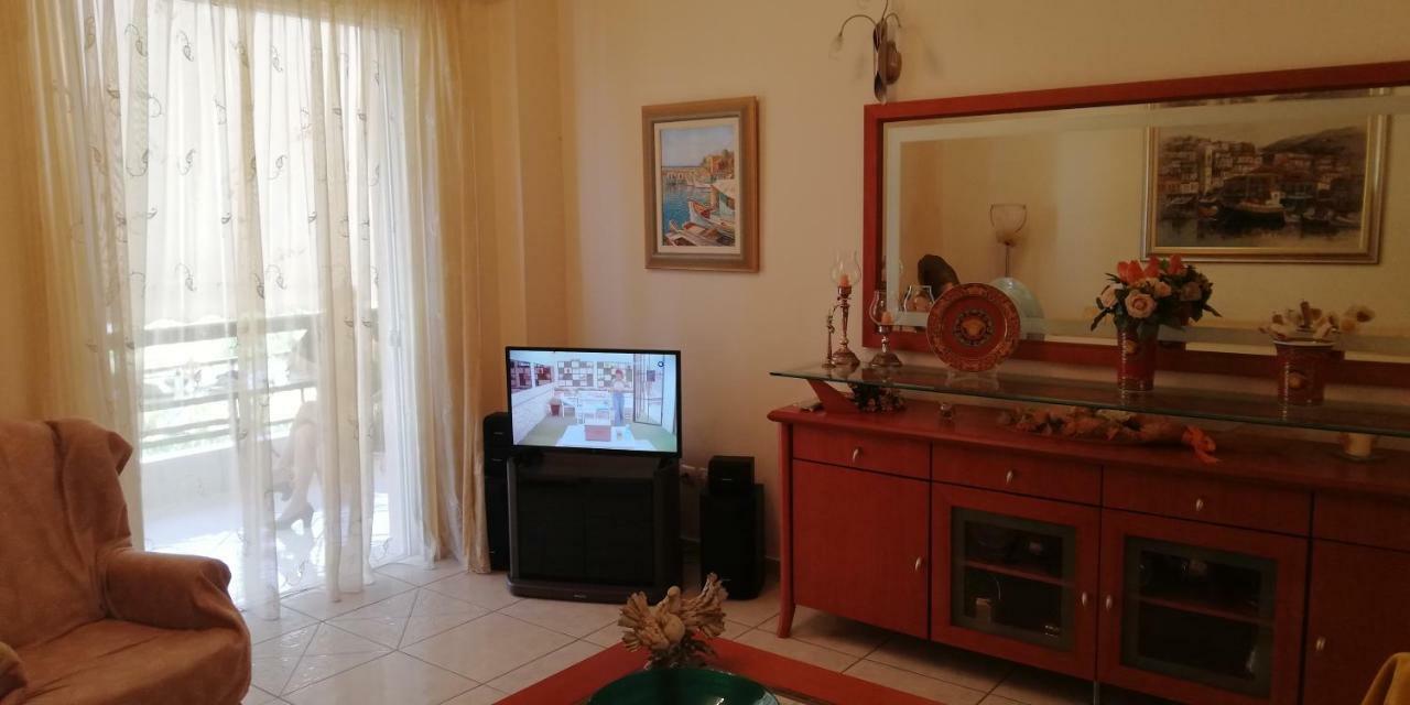 Apartment Giorgos 칼라마타 외부 사진