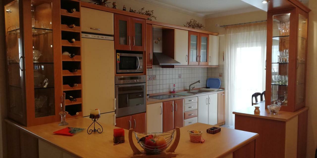 Apartment Giorgos 칼라마타 외부 사진