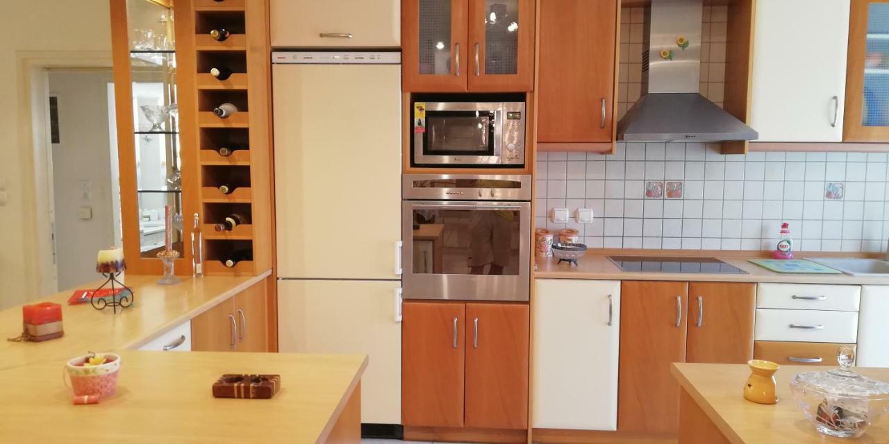 Apartment Giorgos 칼라마타 외부 사진