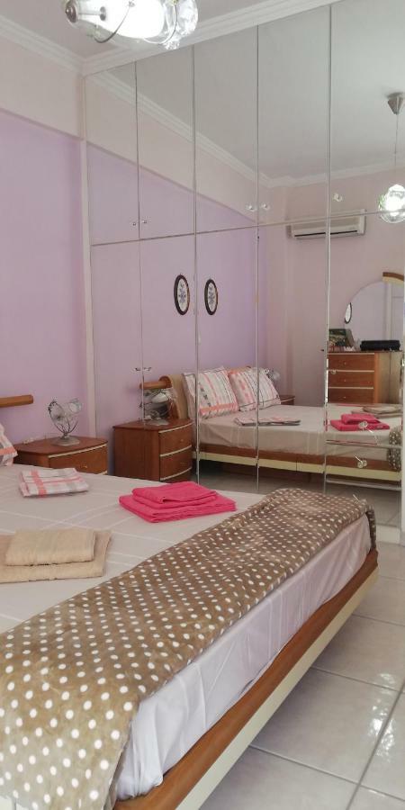 Apartment Giorgos 칼라마타 외부 사진