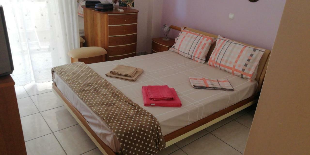 Apartment Giorgos 칼라마타 외부 사진